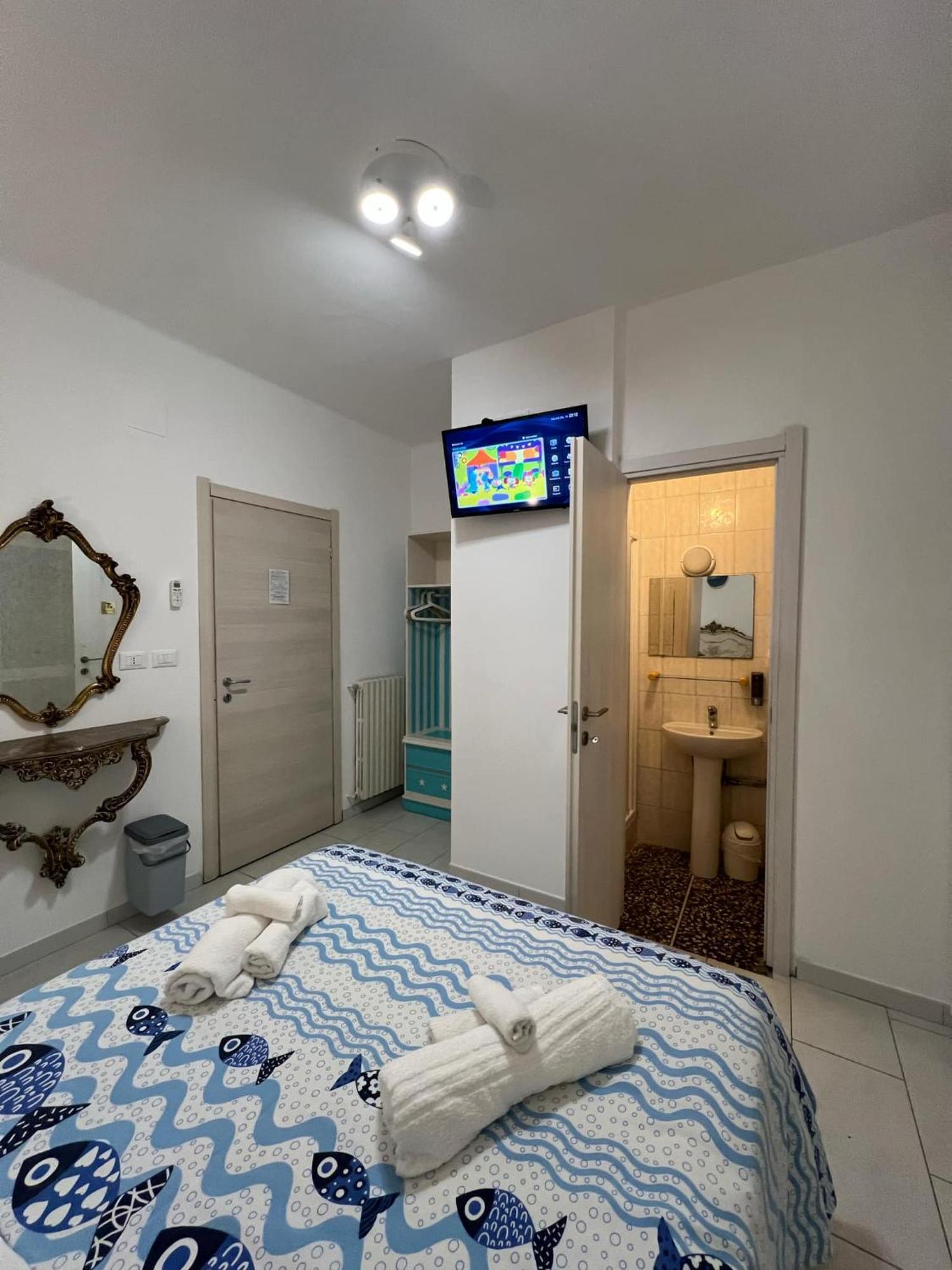 Bike Hotel Oasi Финале Лигуре Экстерьер фото